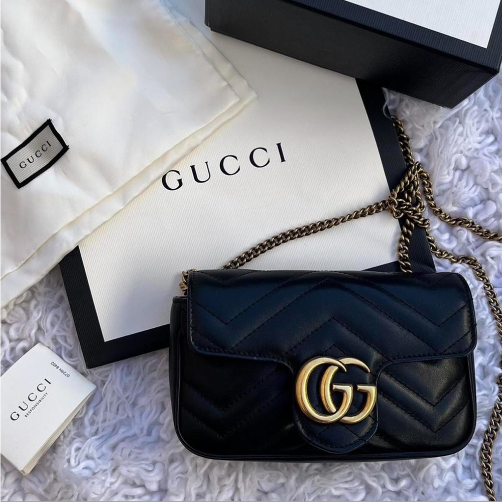 Gucci mini Marmont crossbody bag in black
